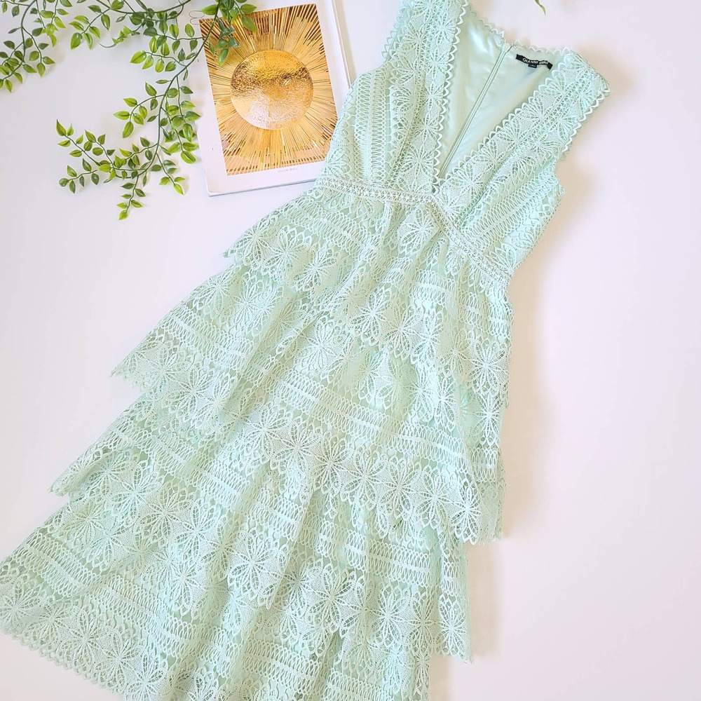 Gianni Bini Sky Tiered Mint Lace Dress Size 8